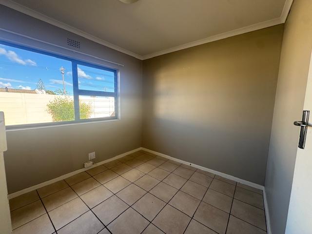 3 Bedroom Property for Sale in Wetton Western Cape